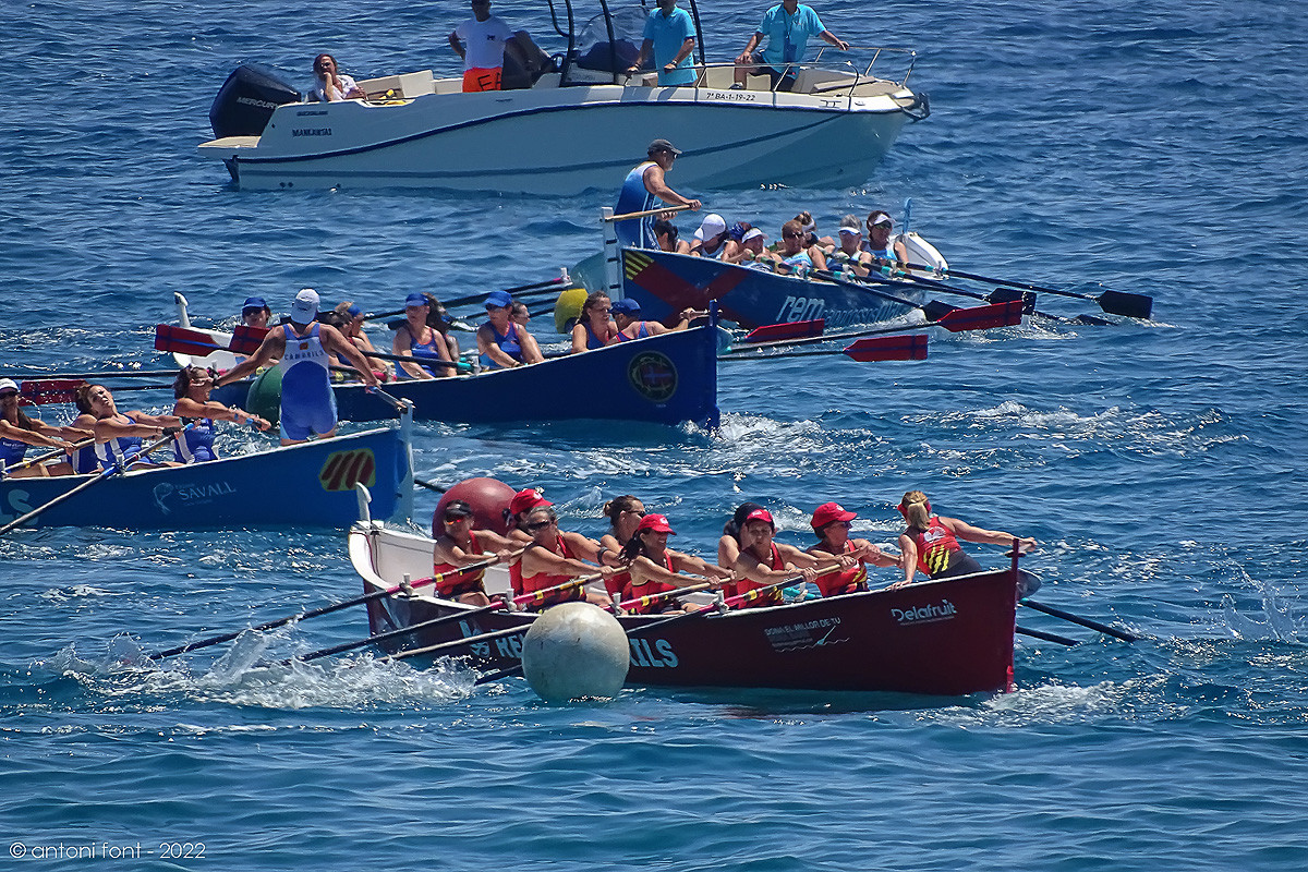 L Equip Veter Femen Del Club Rem Cambrils Queda Tercer A La Primera