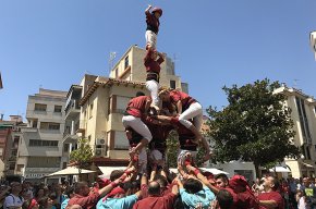 Els Xiquets de Cambrils i els Xiquets de Vila-seca protagonitzen la diada castellera de la Festa del Carme