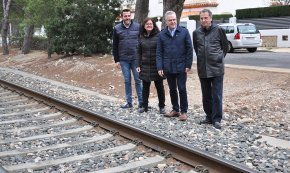 Adif assegura a Mont-roig que el 2022 haurà desmantellat la via de la costa i adequat la via verda entre Mont-roig i l'Hospitalet de l'Infant