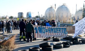 Aturada històrica a la petroquímica de Tarragona amb un 100% de seguiment de la vaga