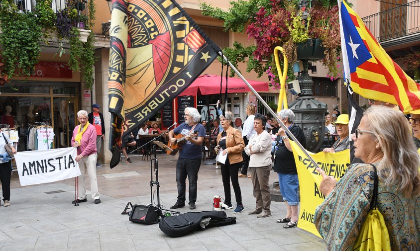 Imatge de la concentració d'ahir a la plaça de la Vila