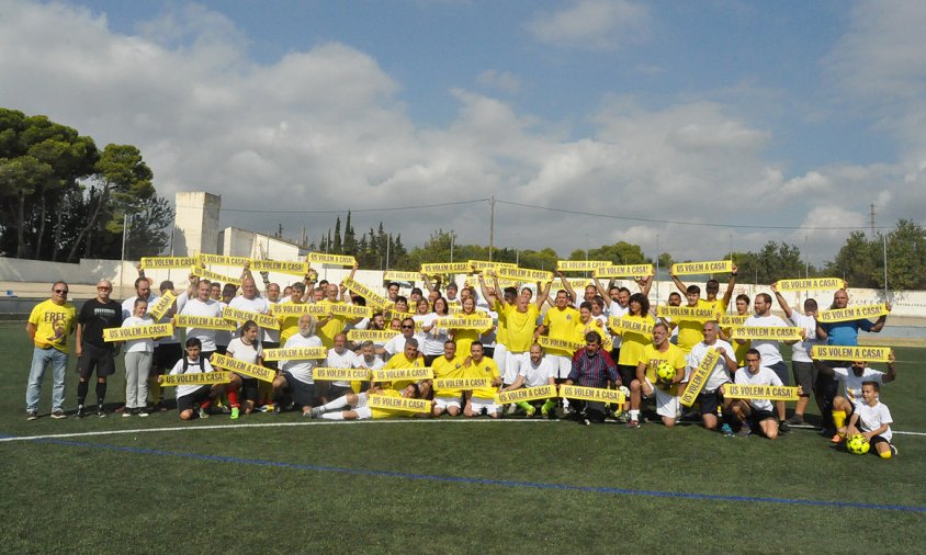 Foto de grup dels participants al partit, el passat dissabte al matí