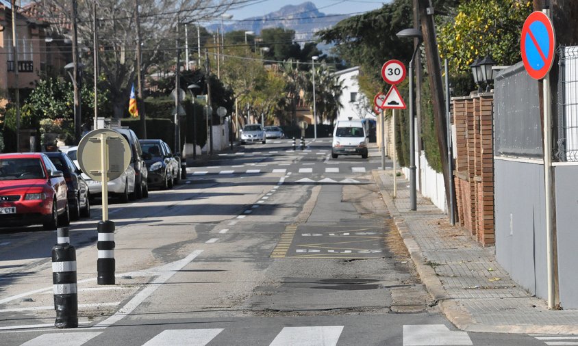 El PP demana l'arranjament urgent del carrer de les Orquídies, al barri de la Llosa, així com el projecte de remodelació del barri