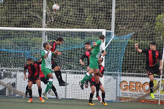 El Reus B Cambrils Encaixa La Primera Derrota De La Temporada A La ...