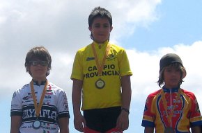 Els ciclistes Alejandro Sánchez i Edgar Curto es proclamen campions provincials de les seves categories