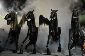 Un espectacle de carrer al voltant de la celebració menorquina de Sant Joan tanca el cicle festiu Festa a la Mar