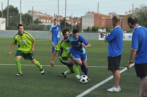 El Cambrils Unió surt derrotat del camp de l'Ampolla en el partit ajornat a l'inici de la competició 