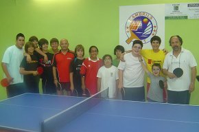 Quatre dels set equips del Club Tennis Taula Cambrils inicien la temporada amb victòria