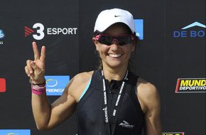 La cambrilenca Pilar Rus aconsegueix el bronze en el prestigiós Garmin Triatló de Barcelona, amb més de 5.000 atletes