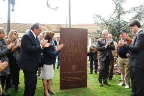 Emotiu i multitudinari acte d'homenatge a les persones que van arribar a Cambrils a mitjans del segle XX