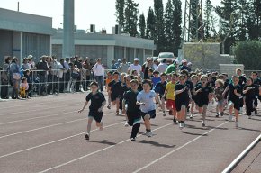 150 alumnes participen en la jornada atlètica del col·legi Cardenal Vidal i Barraquer