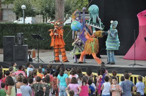 La Banda del Drac omple de música i animació el parc del Pinaret amb l'espectacle "Monstres"