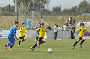 La UCF Cambrils guanya en dues categories del torneig de futbol base Costa Daurada CUP