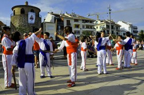 Tres colles bastoneres participen en la 2a Trobada de Colles infantils de Cambrils