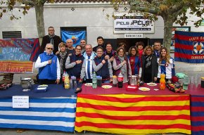 El vermut solidari de la Penya Barça i la Penya Blanc i Blava recapta prop de 700 euros a favor de La Marató de TV3