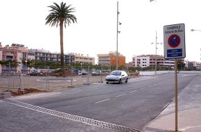 Es modifica l'espai de l'estació d'autobusos abans d'iniciar la construcció del teatre auditori