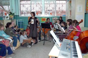 El CEIP Marinada enceta els actes del seu 25è aniversari amb la reobertura de la seva biblioteca