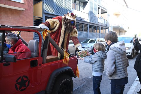 Visites dels Reis Mags davant les llars cambrilenques