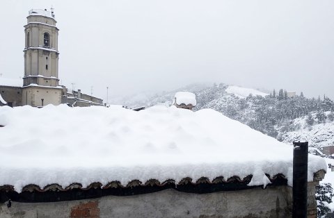 La neu arriba al territori (Porrera)