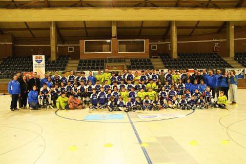 Foto conjunta de tots els equips del Cambrils CH