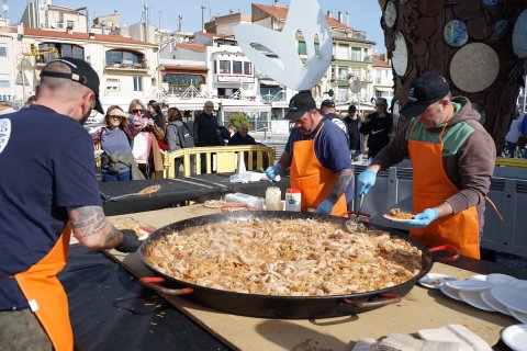 Vermut musical amb fideus i galeres