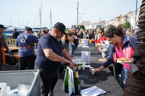 Vermut musical amb fideus i galeres