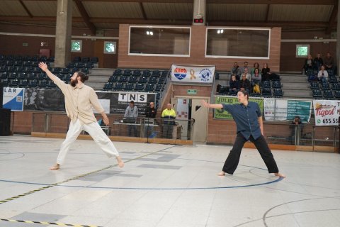 Cambrils commemora el Dia Internacional de la Dansa