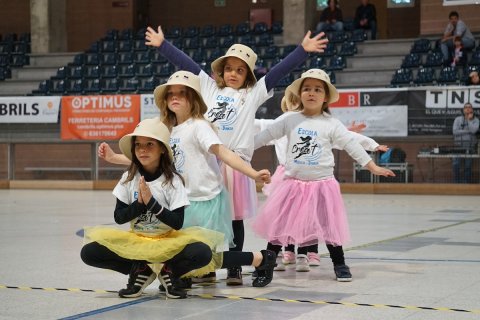 Cambrils commemora el Dia Internacional de la Dansa