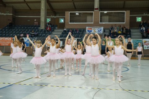 Cambrils commemora el Dia Internacional de la Dansa