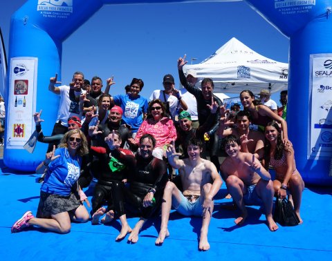 Tercera travessa solidària Swim for ELA
