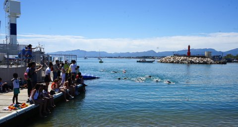 Tercera travessa solidària Swim for ELA