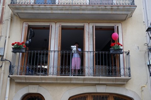 Música als balcons pels carrers del Barri Antic