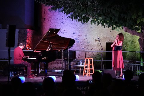 Concert de Pepe Rivero i Ángela Cervantes en el marc del 49è Festival Internacional de Música de Cambrils