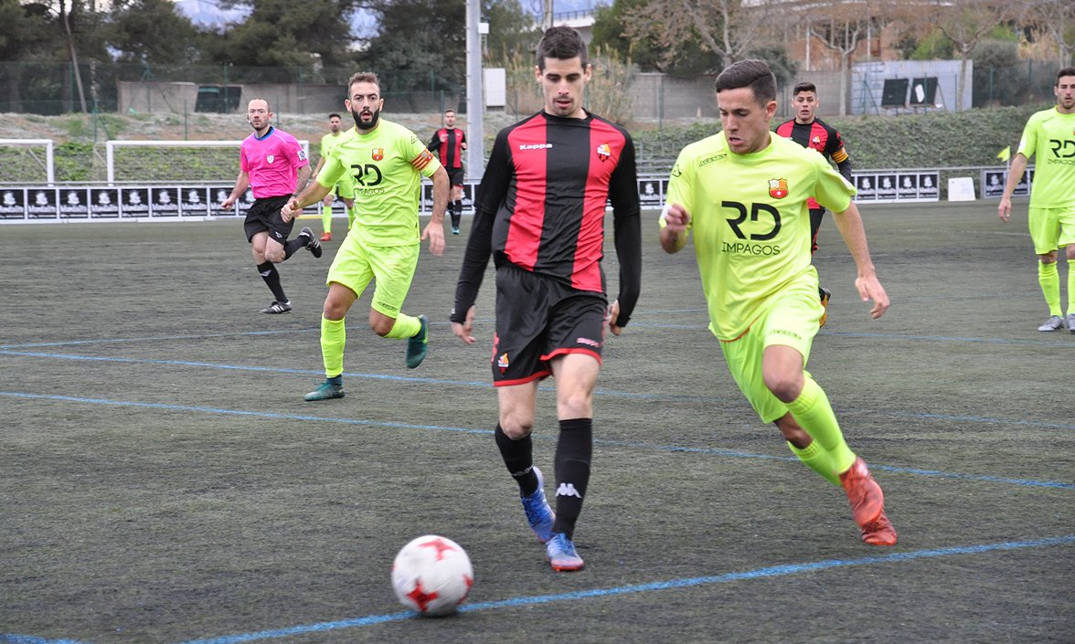 Quarta Derrota Consecutiva Del Reus B Cambrils Que Segueix Amb La Seva ...