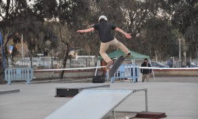 L'skatepark del parc del Pinaret acull una competició d'skaters i scooters solidària amb la campanya #PelsValents