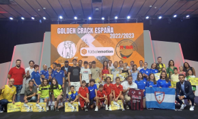 L'equip aleví B femení del Cambrils Unió CF, tercer premi de la «Pilota d'Or» del futbol base pels seus valors esportius