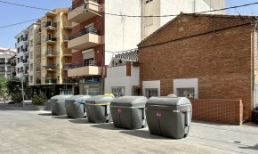 Malestar veïnal per la instal·lació de nous contenidors a la Rambla de Jaume I 