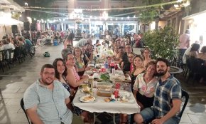 El sopar de les festes del Barri Antic aplega prop de dos-cents veïns