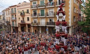 Els Xiquets de Cambrils recuperen el 4 de 7 i el 3 de 7 en una excepcional diada de Festa Major (Conté Galeria)