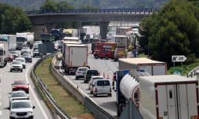 Gairebé 500 accidents amb ferits a l'AP-7 fins a l'agost, un 28% més que abans de la fi dels peatges