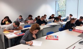 S’obren les inscripcions per als nous cursos presencials o en línia del Servei Local de Català