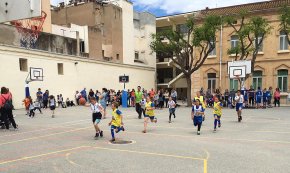 El Torneig de bàsquet de l'AMPA del col·legi Cardenal Vidal i Barraquer reuneix una trentena d'equips