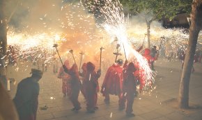 El correfoc Cagafocs tancarà, demà, els actes de la Festa Major de Sant Pere