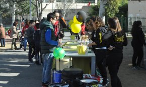 «Taca't pel càncer infantil», la xocolatada solidària dels Nyanyos al parc de Nou Cambrils