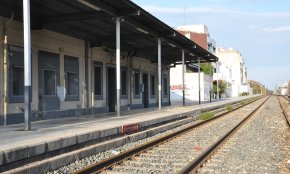 Quan l'antiga estació de tren s'integra a l'actual paisatge urbà (crònica del quinzè dia de confinament)