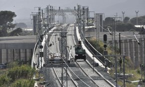 Adif licita les obres per implantar l'ample estàndard al tram entre Castelló i Vandellòs del corredor mediterrani 