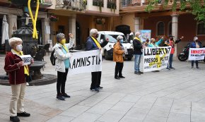 «La Plaça de la Vila resisteix»