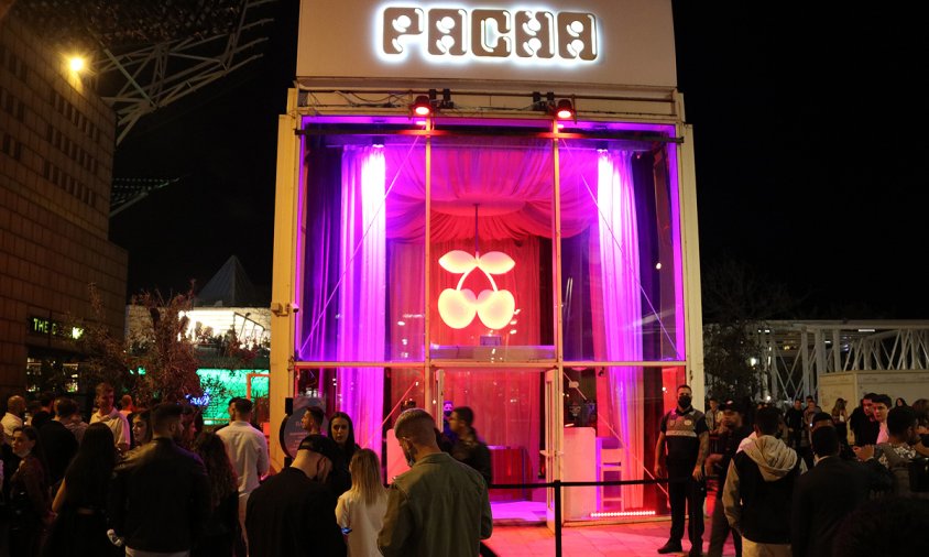 Imatge de la discoteca Pacha de Barcelona, la primera nit de reobertura dels locals d'oci, el 8 d'octubre de 2021