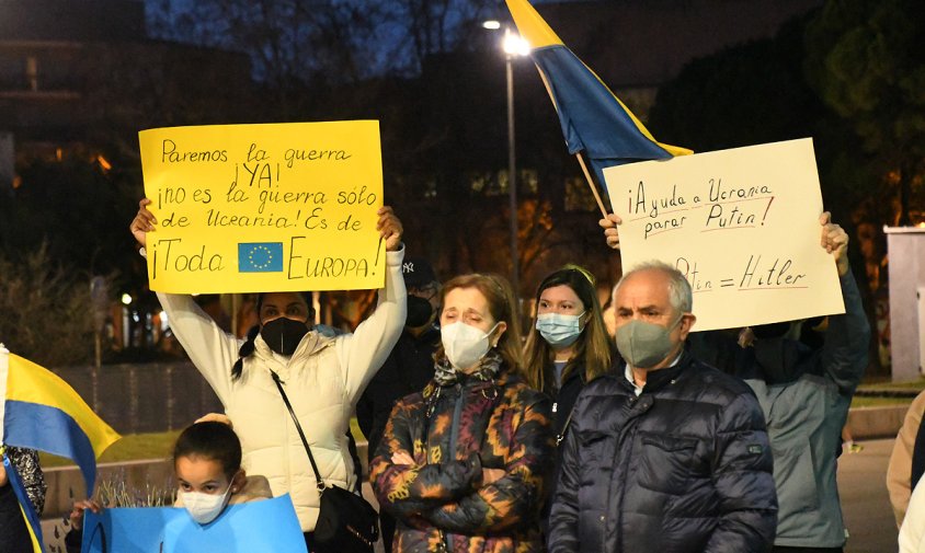 Imatge de la concentració contra la guerra a Ucraïna que es va convocar el passat 3 de març a la plaça de l'Ajuntament