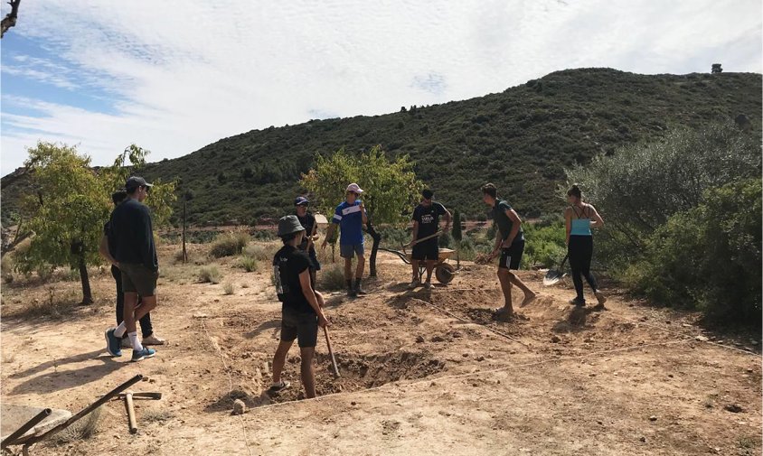 Imatge d'un dels camps de treball organitzats pel SCI